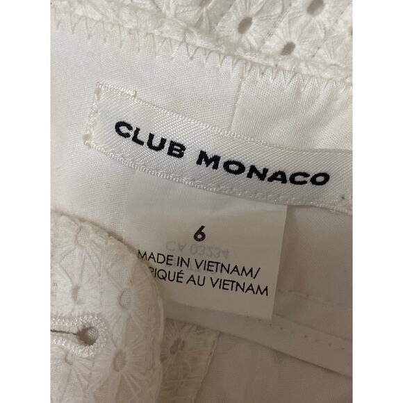 Club Monaco Women's White Eyelet Embroidered Mid Rise Scalloped Mini Shorts 6 - Picture 4 of 5